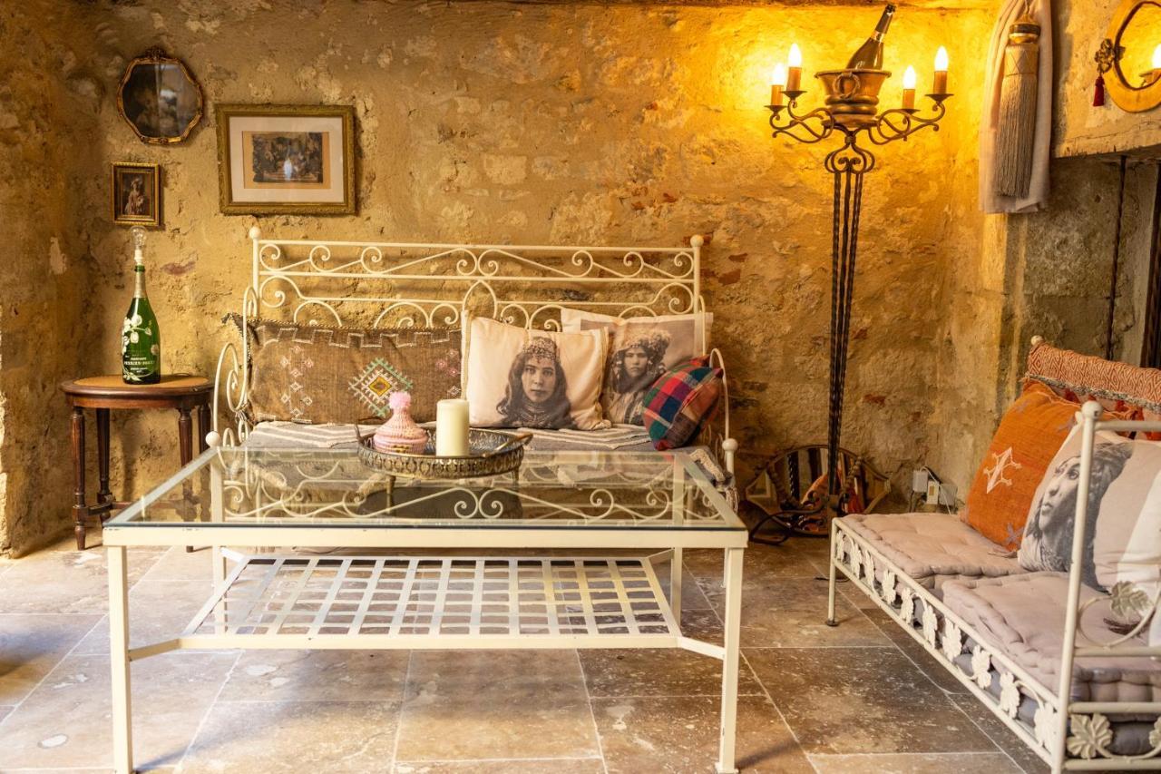 Luxueuses Suites&Chambres d'hôtes - accueil champagne, petit-déjeuner - Maison Champagne Condom Esterno foto