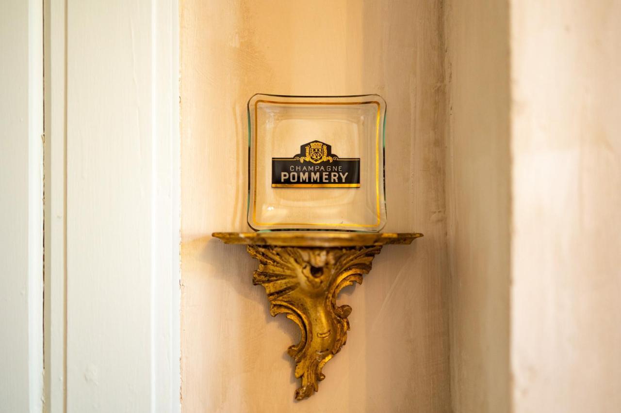 Luxueuses Suites&Chambres d'hôtes - accueil champagne, petit-déjeuner - Maison Champagne Condom Esterno foto