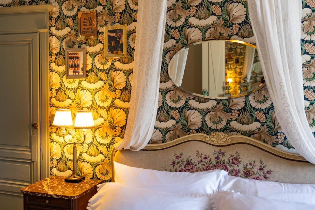 Luxueuses Suites&Chambres d'hôtes - accueil champagne, petit-déjeuner - Maison Champagne Condom Esterno foto