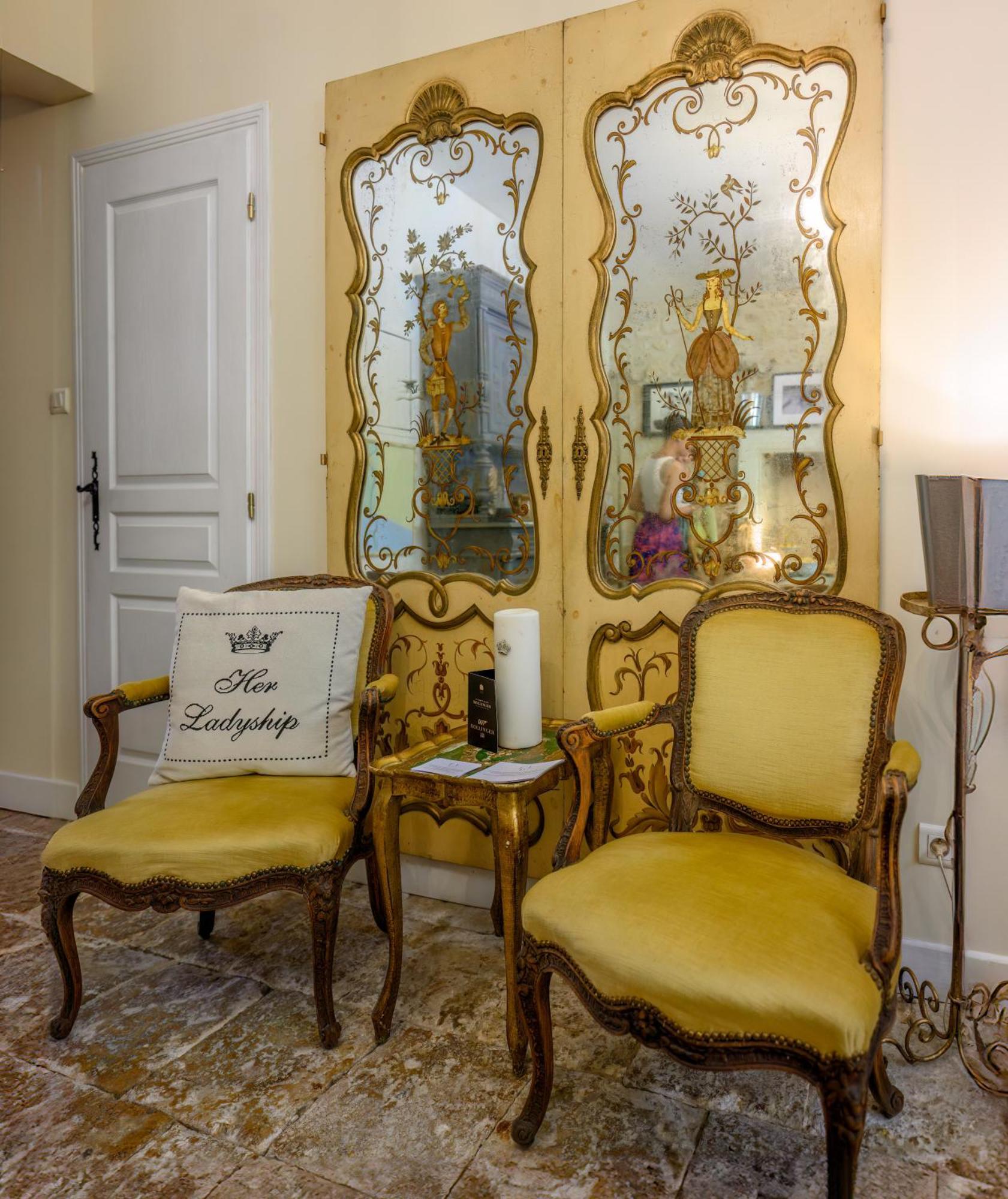 Luxueuses Suites&Chambres d'hôtes - accueil champagne, petit-déjeuner - Maison Champagne Condom Esterno foto